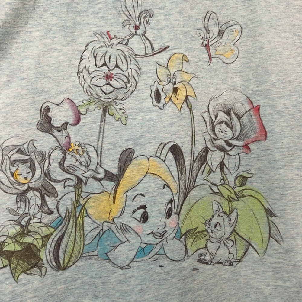 Disney Animators Collection Alice in Wonderland top tee